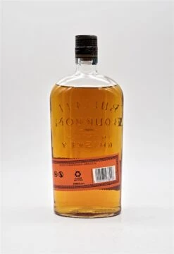 Bourbon Kentucky Straight Bourbon Whiskey -Edler Wein Genuss dsc00059 fotor