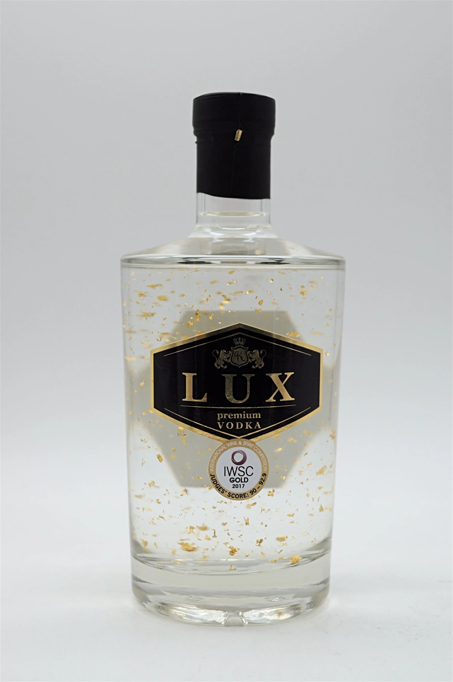 Lux Premium Vodka Mit Gold 1 Lux Premium Vodka Mit Gold