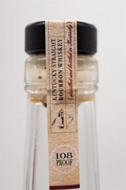 L.R. Bombergers Declaration Kentucky Straight Bourbon Whiskey -Edler Wein Genuss dsc02292